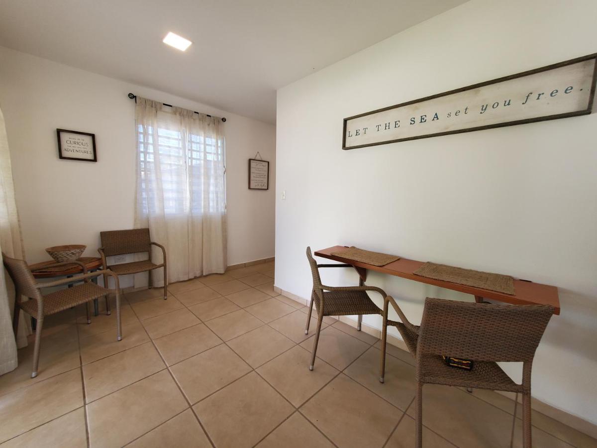 Aguadilla Waves Apt Free Parking & Wifi 8 Minute Walk From Crashboat Beach Buitenkant foto